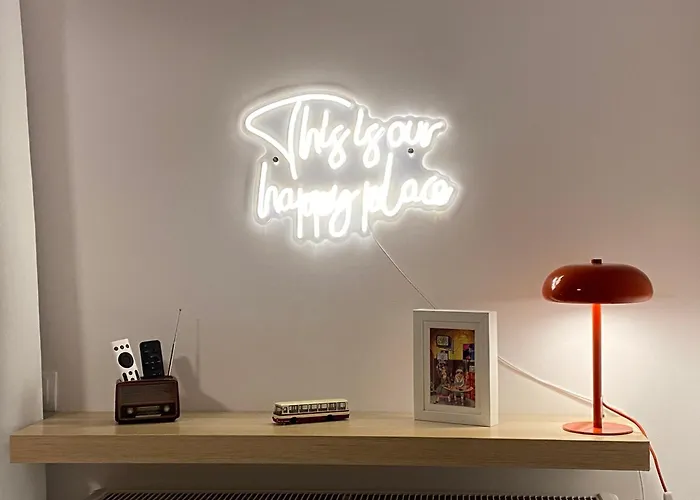 Zene Vinyl Records & Projector *
